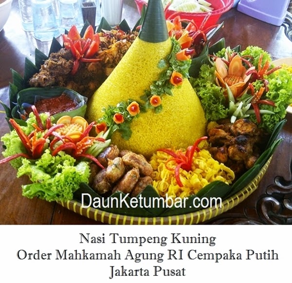 Pesanan Catering Nasi Tumpeng Kuning di Jakarta Pusat