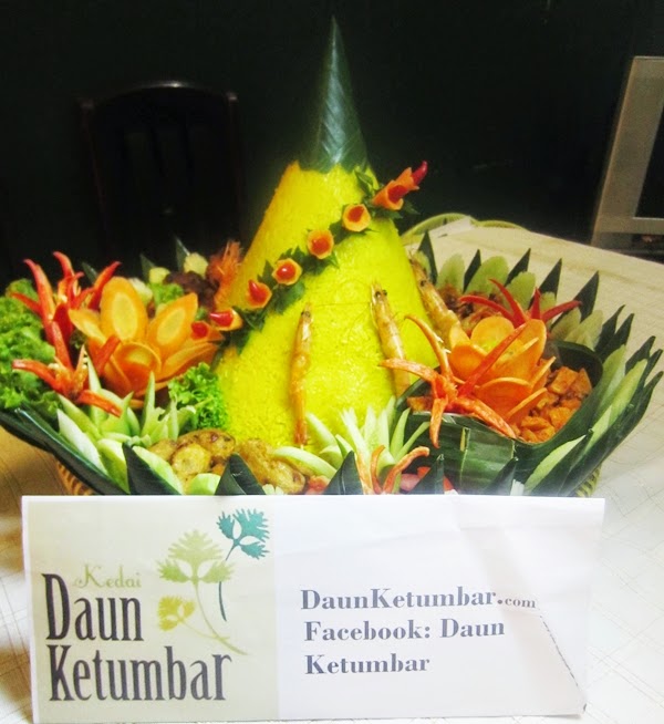 Nasi Tumpeng